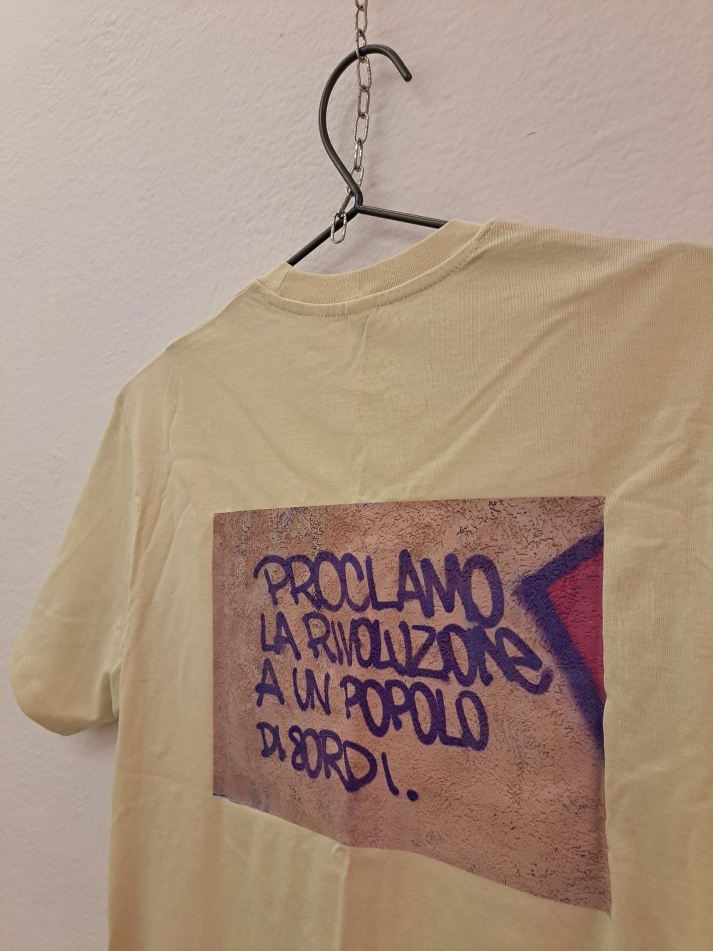 T-Shirt "Proclamo la rivoluzione a un popolo di sordi"